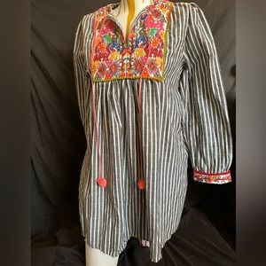 Velzera Embroidery tunic